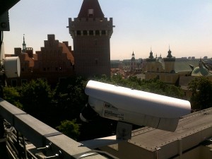Kamerę założyliśmy na dachu budynku, tuż obok „starego – nowego” zamku.